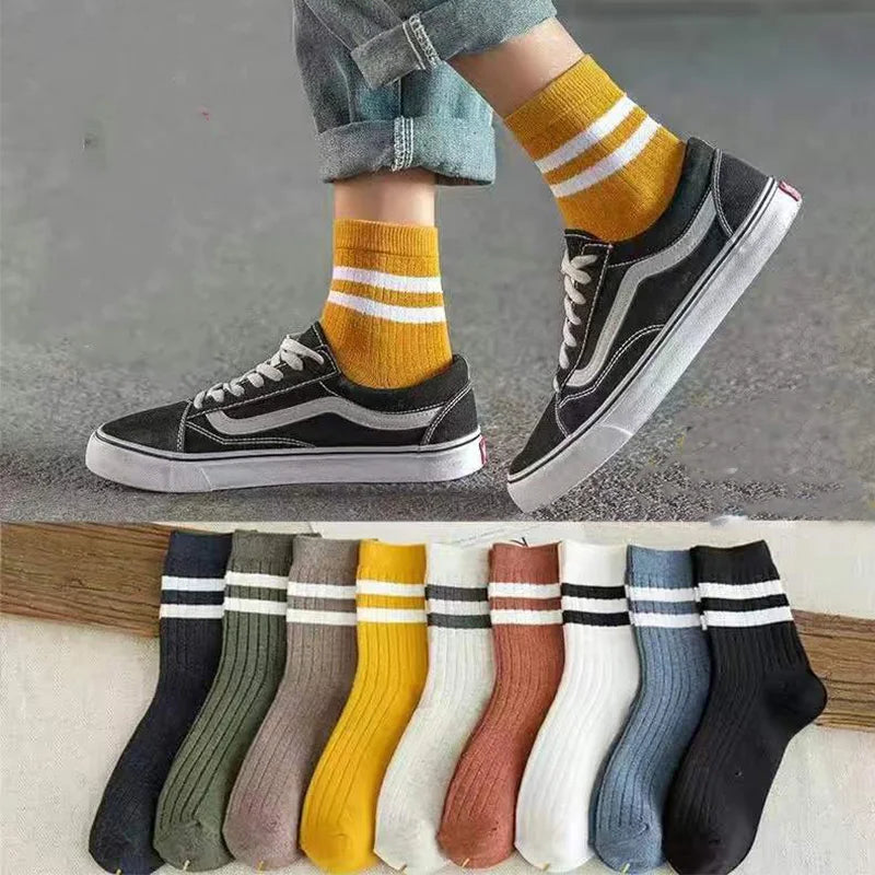 5 Pairs Men’s Vintage Athletic Socks – Fall & Winter Fun Fashion Crew Socks