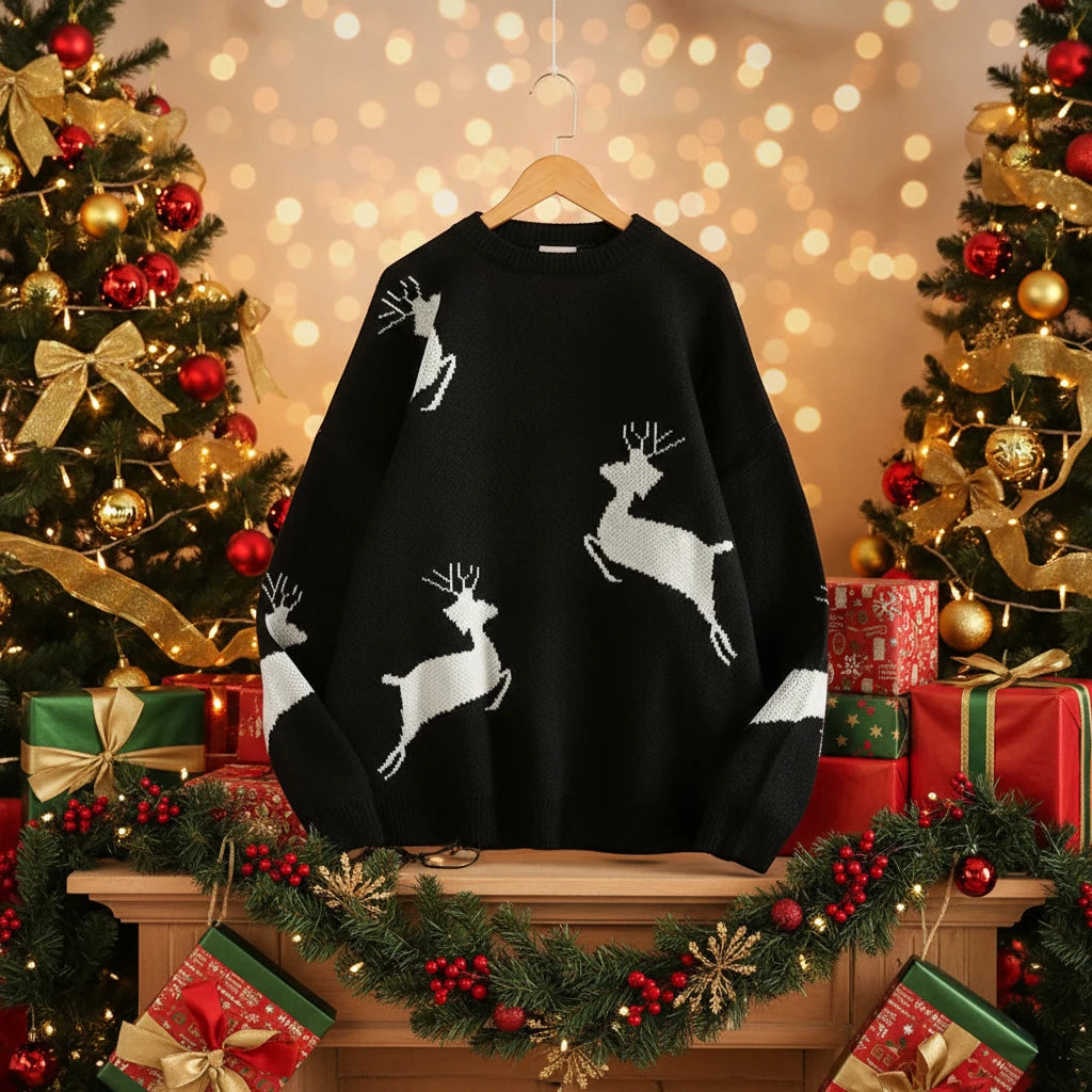 Cozy Unisex Christmas Reindeer Sweater – Oversized Holiday Pullover