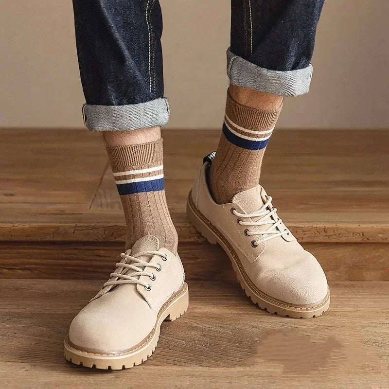 Men’s striped cotton socks with retro Harajuku design in casual spring colors, perfect for stylish everyday comfort.